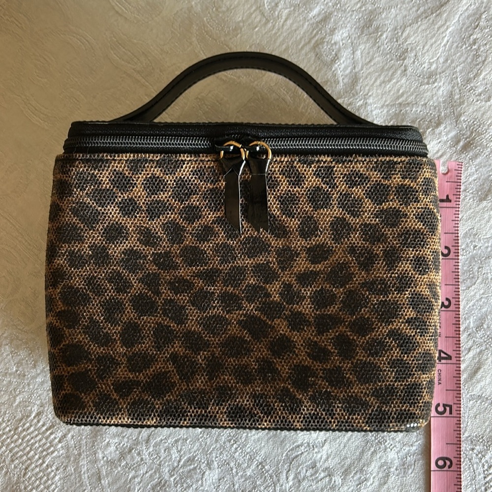 Loewe Leopard Enamel Leather Cosmetic Bag - Picture 9 of 11